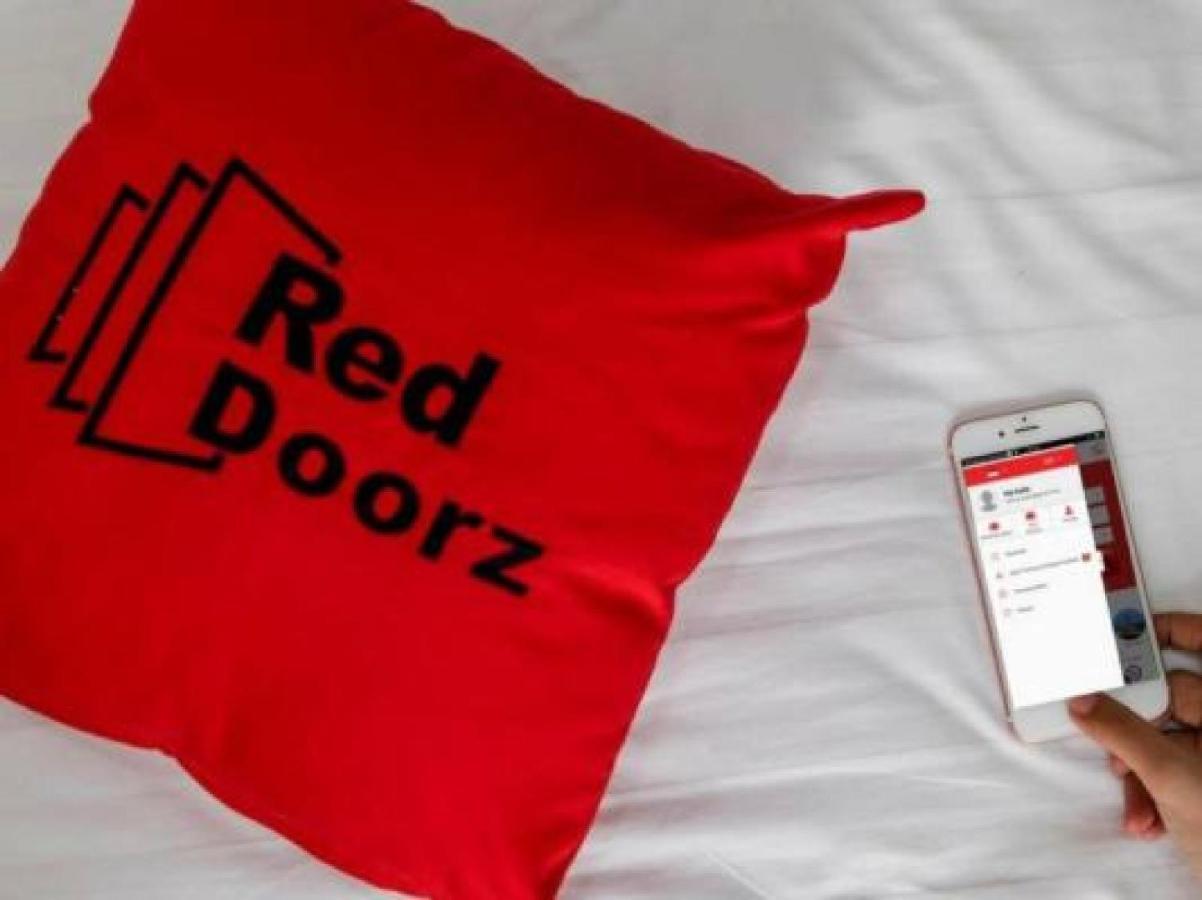 Reddoorz Plus @ Taman Siswa 2 Jogjacarta Exterior foto